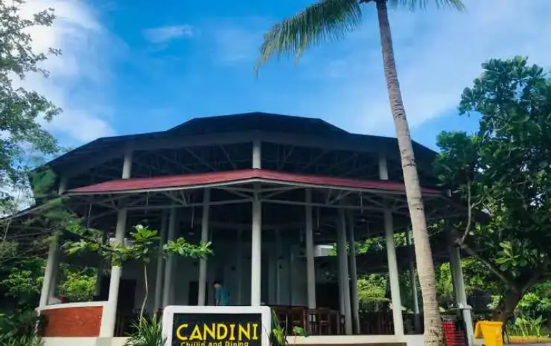 Lalasa Container Inn