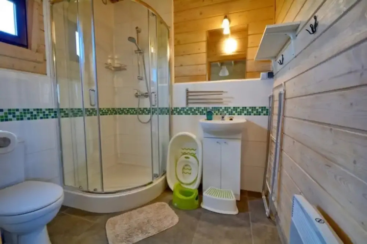 Holiday Homes With Pool, Mielenko