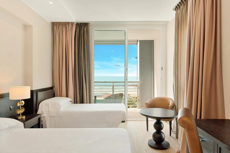 Hotel Excelsior
