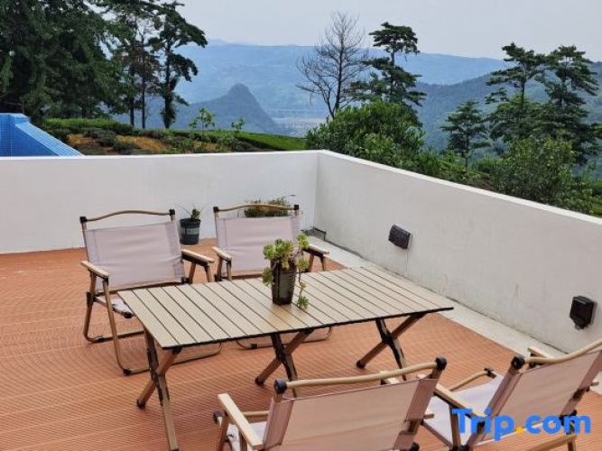 Xinchang Qiyunju Homestay (Xiayanbei Village)