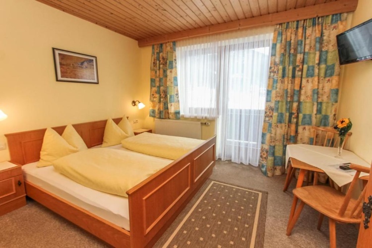 Standard Double room with balcony