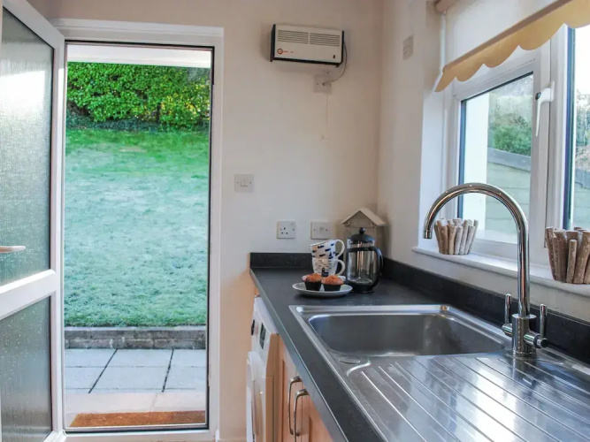 15 Beadon Road