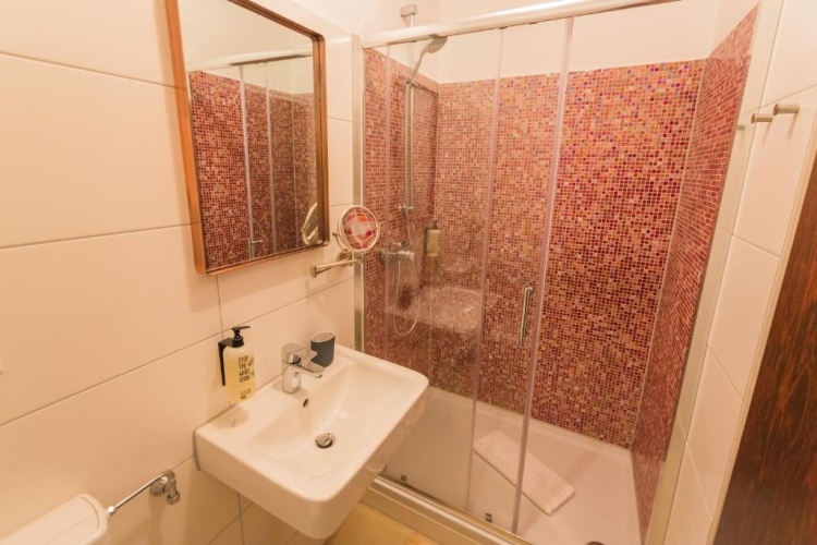 1 Bedroom Double Apartment