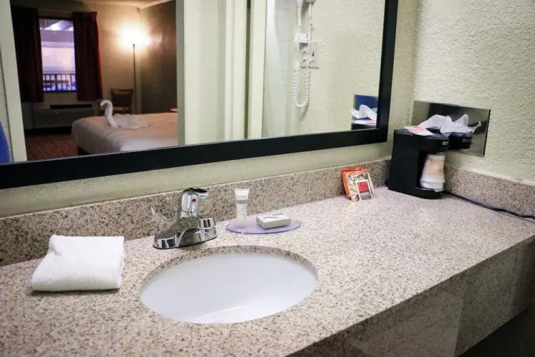 Days Inn Mattoon
