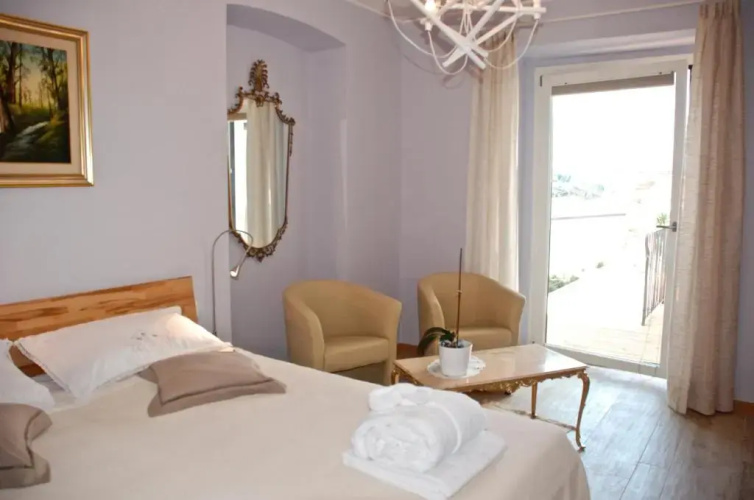Sotto il Faro B&B