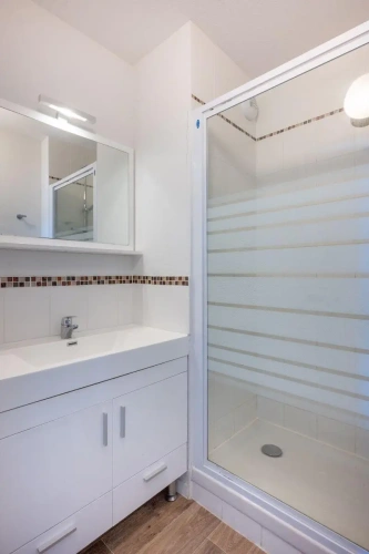 2 Bedrooms Cottage