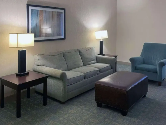 Quadruple Suite