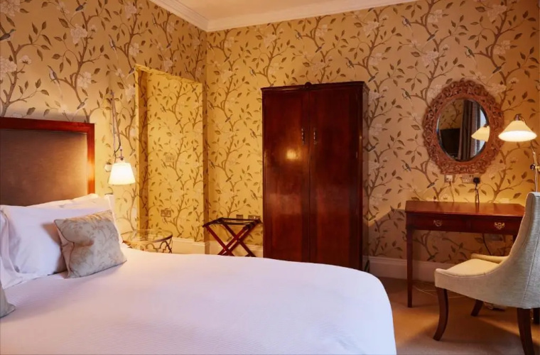 Ockenden Manor Hotel & Spa