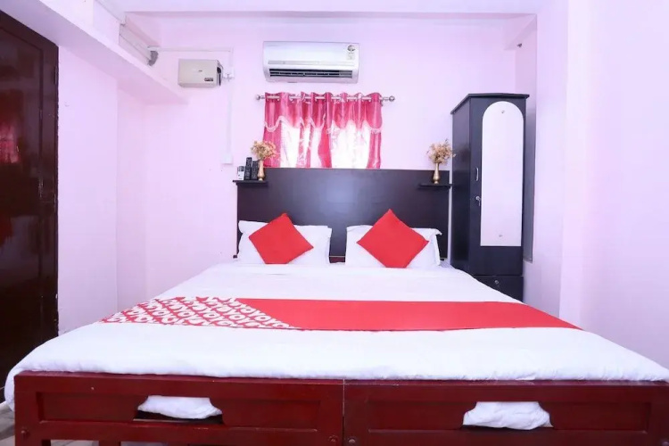 Oyo 26688 Jacobs Residency