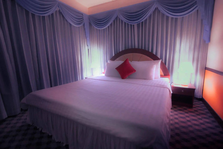 Hotel 71