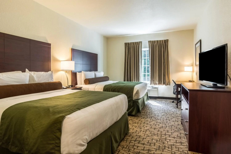 Cobblestone Hotel and Suites Torrington