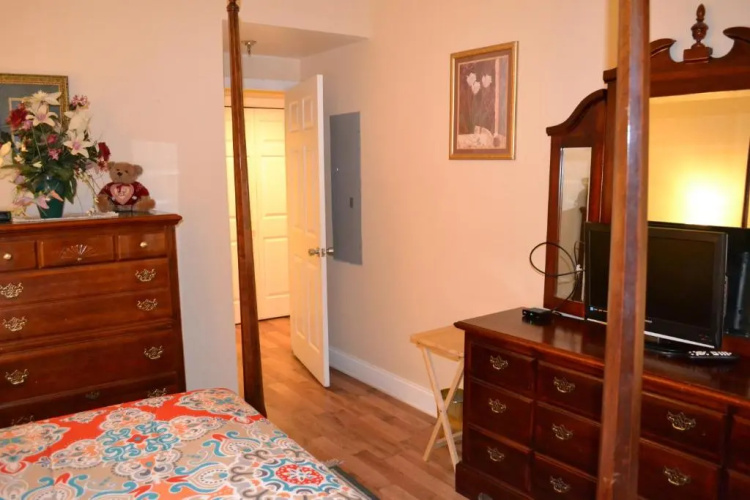 River Place Condos 411 3BD