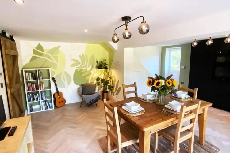 2 Bedrooms Cottage