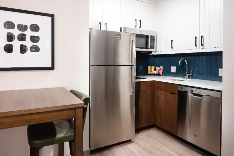 Staybridge Suites Iowa City - Coralville photo 11