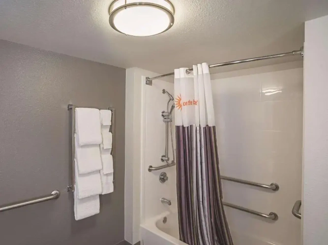 1 Bedroom Double Suite