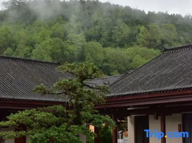 Muyang River Landscape Resort