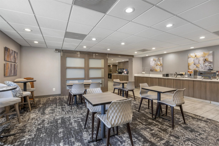 Surestay Plus By Best Western Chicago Lombard photo 25