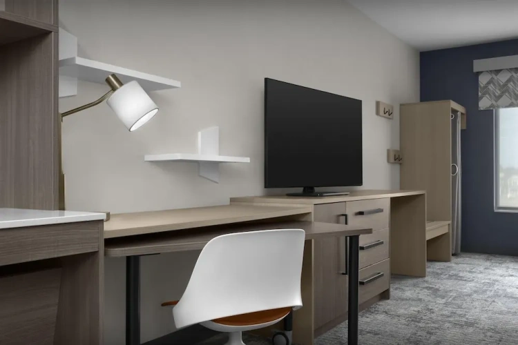1 Bedroom Suite
