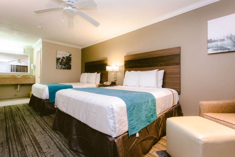 Standard Quadruple room