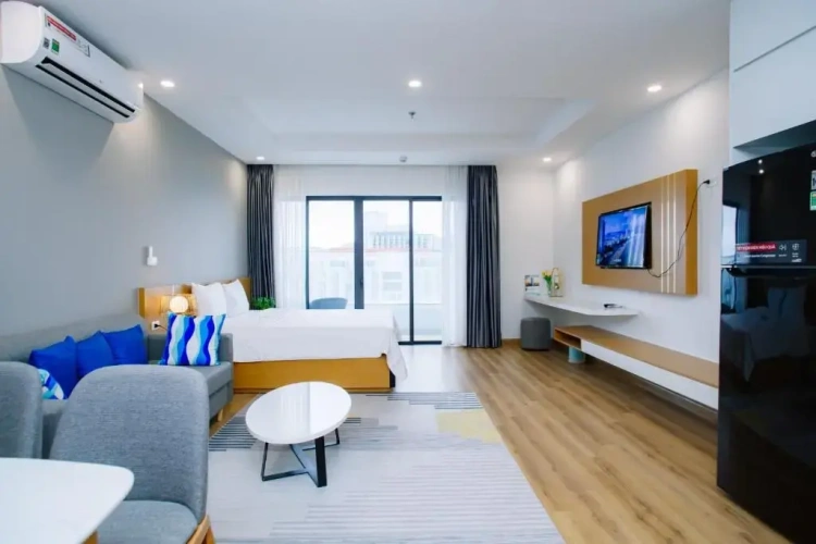 2 Bedrooms Apartment