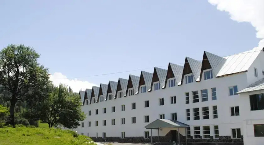 Bakuriani Resorts Hotel