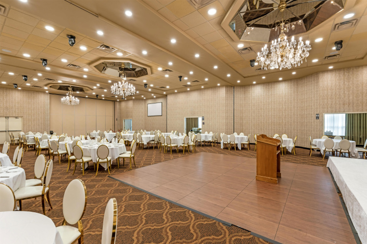 Best Western Plus Mission City Lodge photo 37