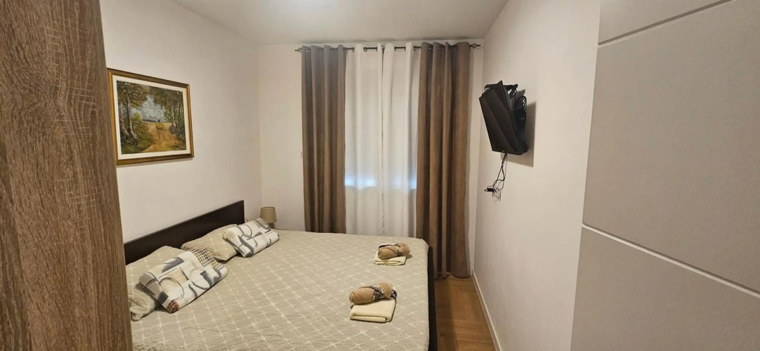 Apartment M