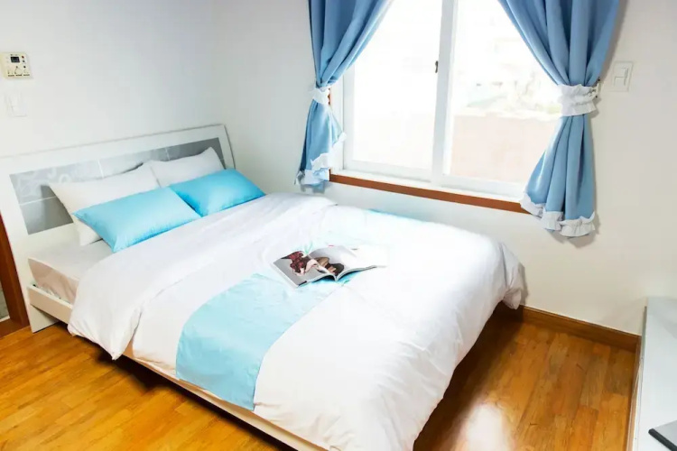 Nakwon Beach House