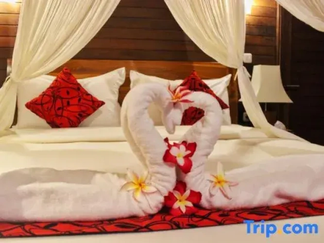 1 Bedroom Double Family Suite with balcony and with garden view