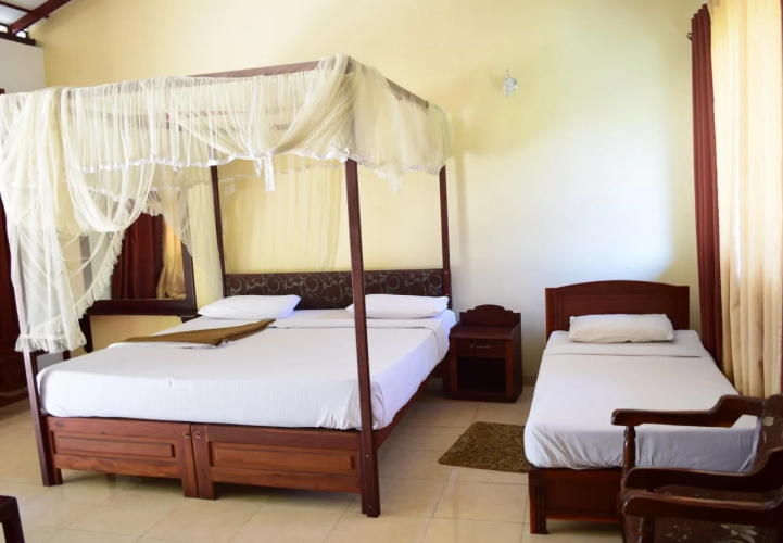 The Rendezvous Hotel