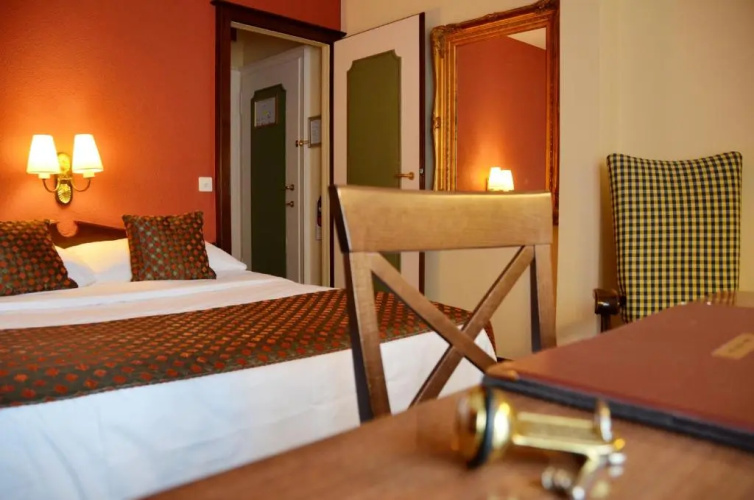 Athmos Hotel