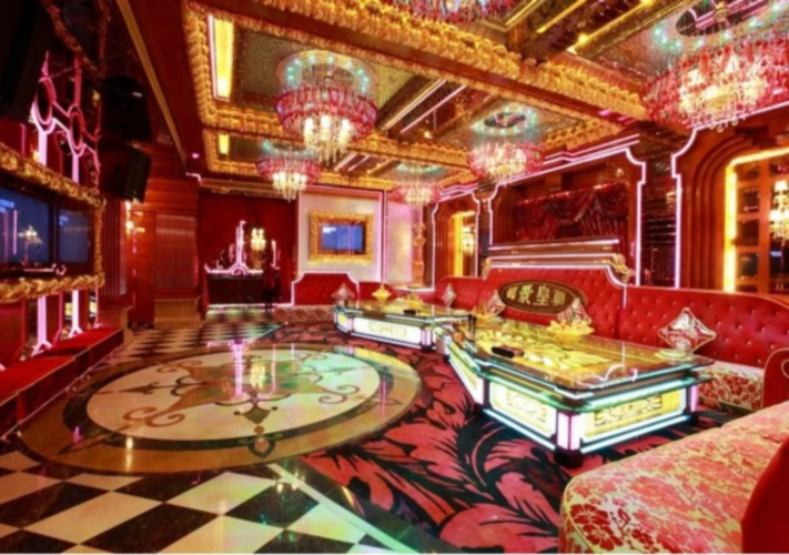 Royal International Hotel