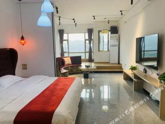 Standard Double room with river view
