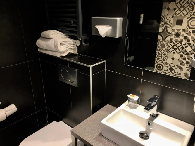 Warwick Paris photo 13