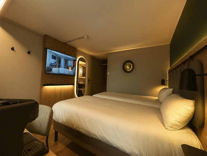 Standard Twin room