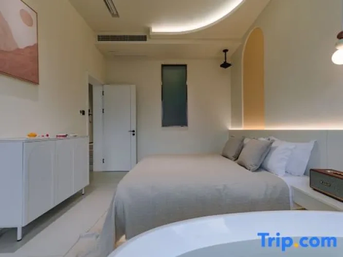 6 Bedrooms Villa with sea view