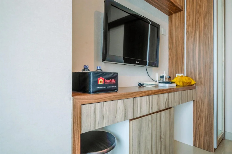 Comfy Design Studio at Grand Kamala Lagoon Apartment