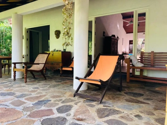 2 Bedrooms Villa