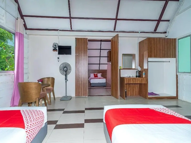 Quadruple Suite