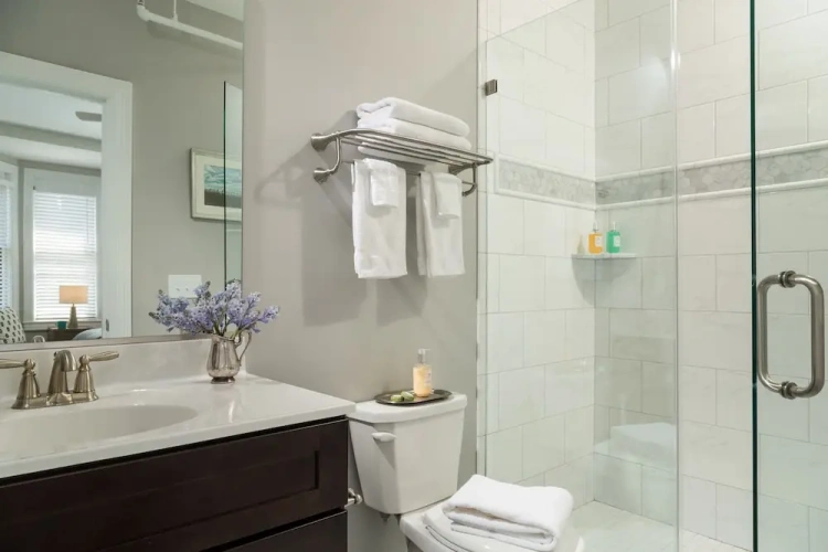 Premier room