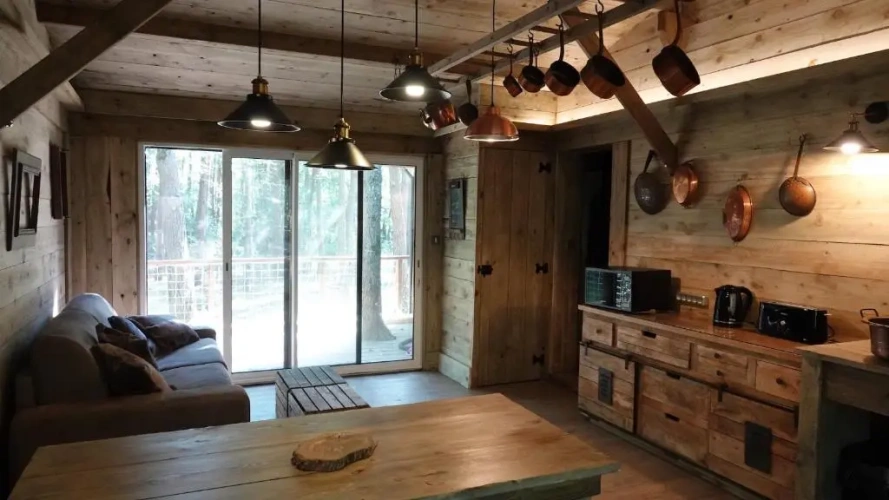 Superior Cottage