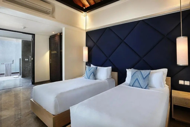 2 Bedrooms Villa
