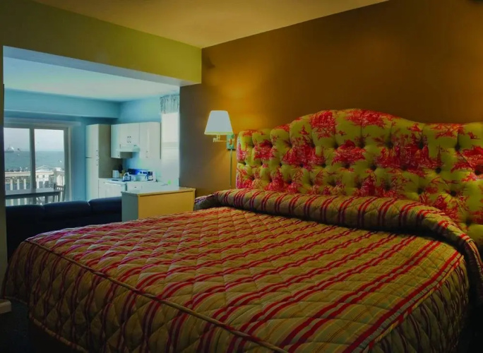 Harbor Place Studio Suites