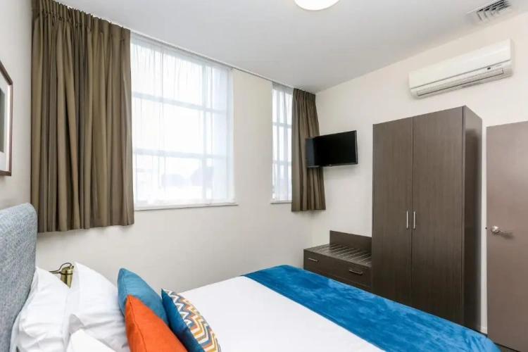 1 Bedroom Executive Suite