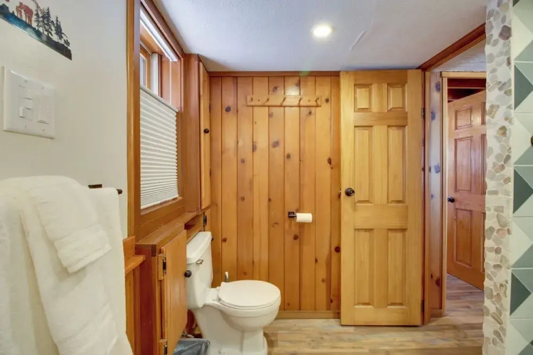 3 Bedrooms Cottage