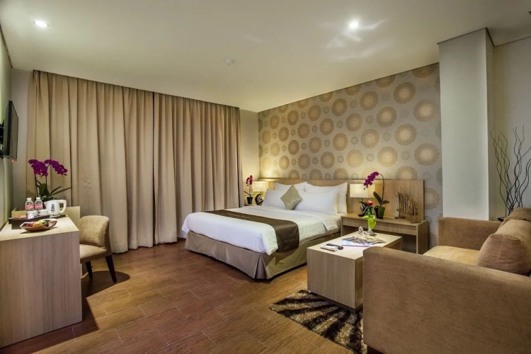 1 Bedroom Executive Double room with city view