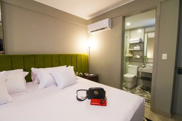 Standard Suite