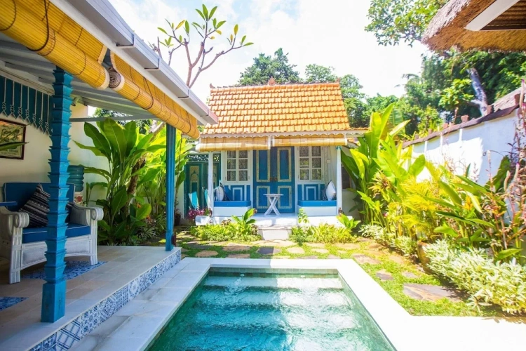 Double Cottage