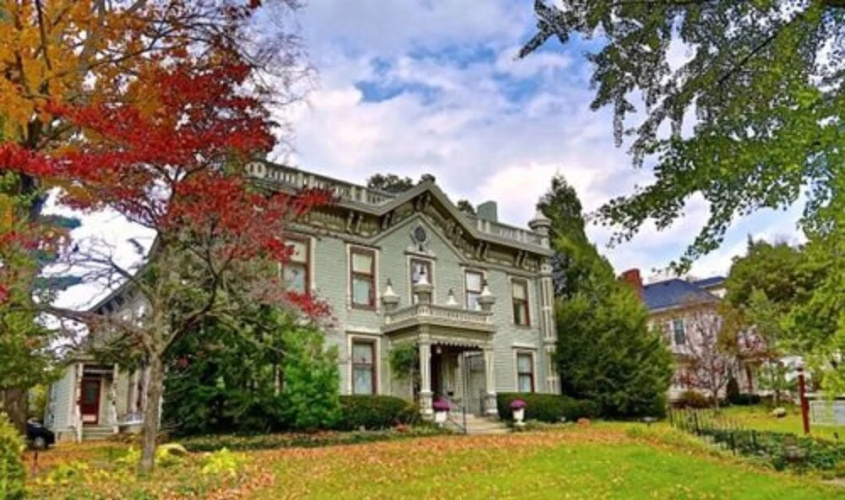 Russell-Cooper House