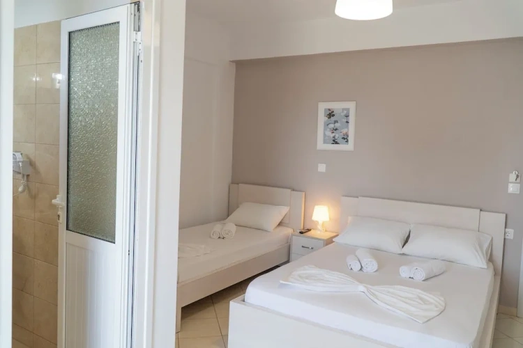 Classic Triple room